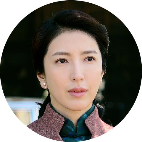 Qin Qian-yi (played by Cheryl Yang)